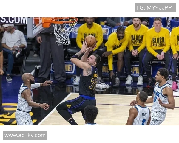 班凯罗再度错失绝杀本季关键球命中率低迷引发热议